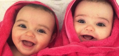10 fördelar med att vara förälder till tvillingar