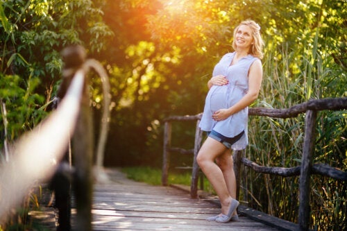 7 tips för att klä sig under en sommargraviditet