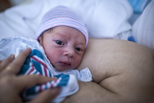 Den gyllene timmen hos för tidigt födda barn