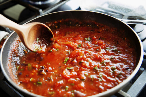 Hur man gör hemlagad tomatsås