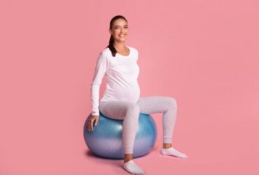 5 bollövningar för gravida kvinnor
