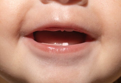 Vad kan du förvänta dig under ditt barns första tandläkarbesök?