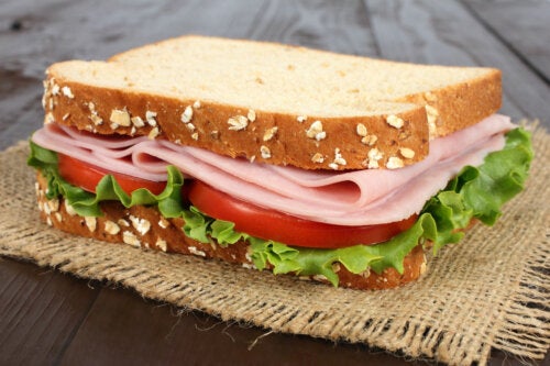 Är det säkert att äta skinka under graviditeten?