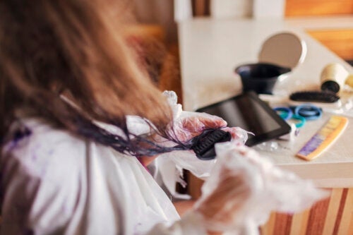 Vad gör jag om mitt barn vill färga håret?