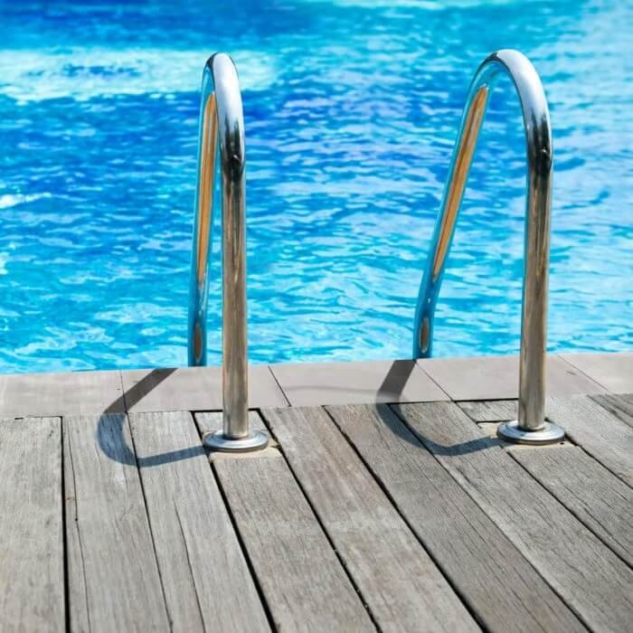 Drömmer du om en swimmingpool hemma? Få svar på fyra vanliga frågor